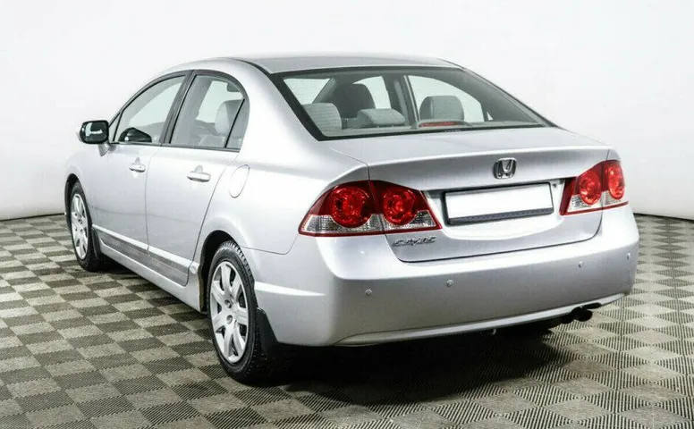 Honda Civic 1.8 Автомат