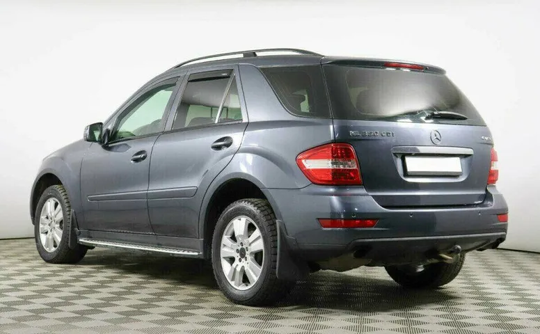 Mercedes-Benz M-Класс 3.0 Автомат