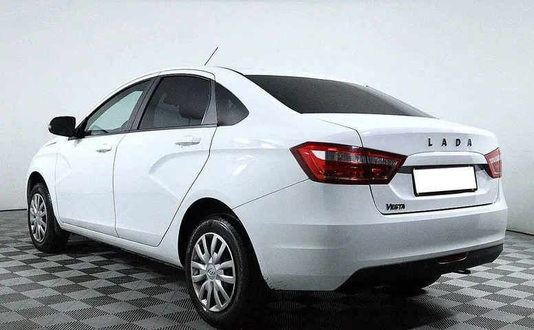 Lada (ваз) vesta мкпп 2017 с пробегом 74 339 км