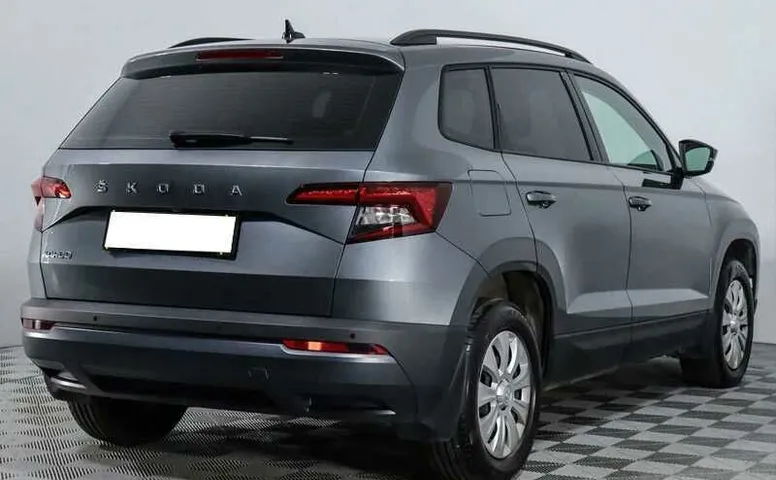 Skoda karoq мкпп 2021 с пробегом 16 490 км