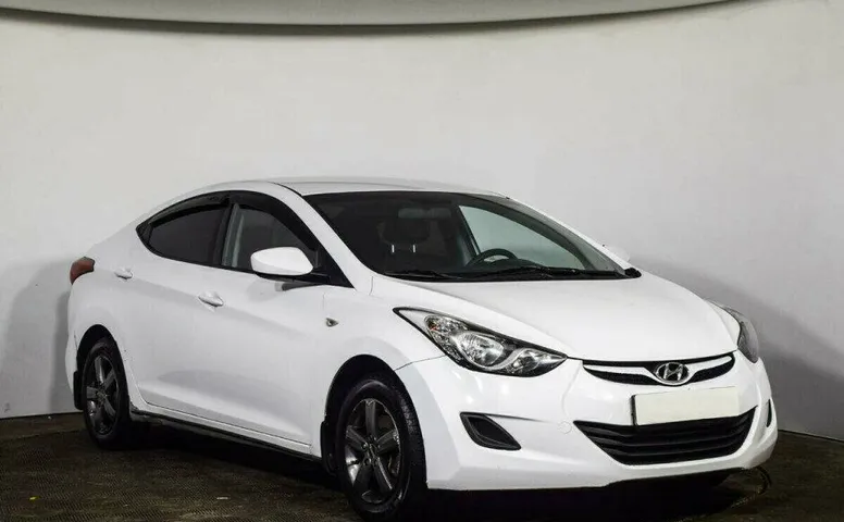 Hyundai Elantra 1.6 Механика