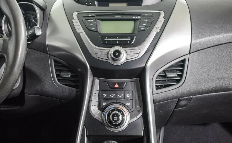 Hyundai Elantra V (MD) Рестайлинг