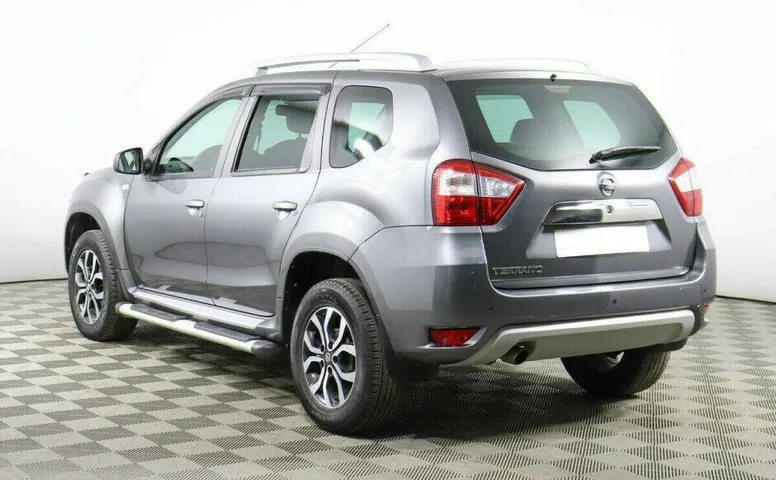 Nissan Terrano 2.0 Автомат