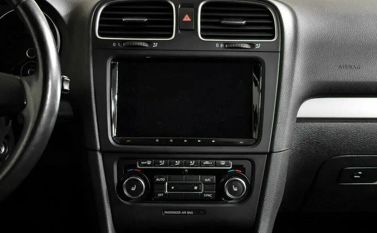Volkswagen Golf 1.2 Робот