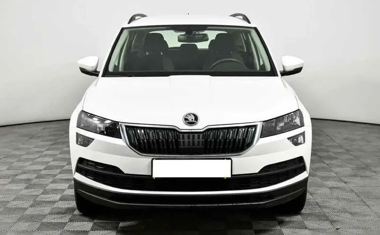 Skoda karoq акпп 2021 с пробегом 11 090 км