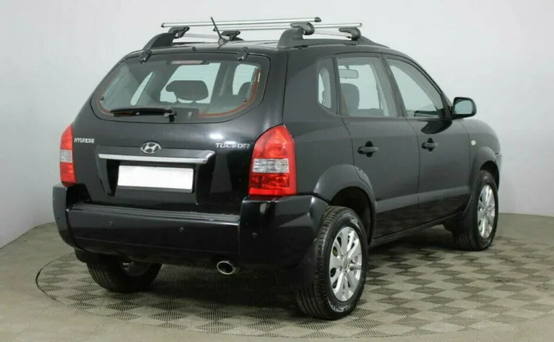 Hyundai Tucson 2.0 Автомат