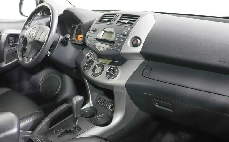 Toyota RAV4 III (XA30)