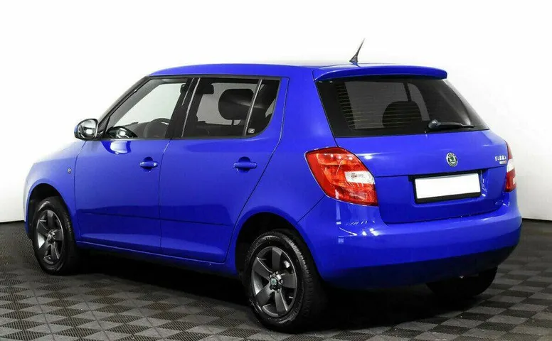 Skoda Fabia 1.6 Автомат