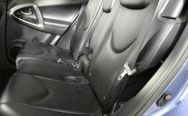 Toyota RAV4 2.0 Автомат