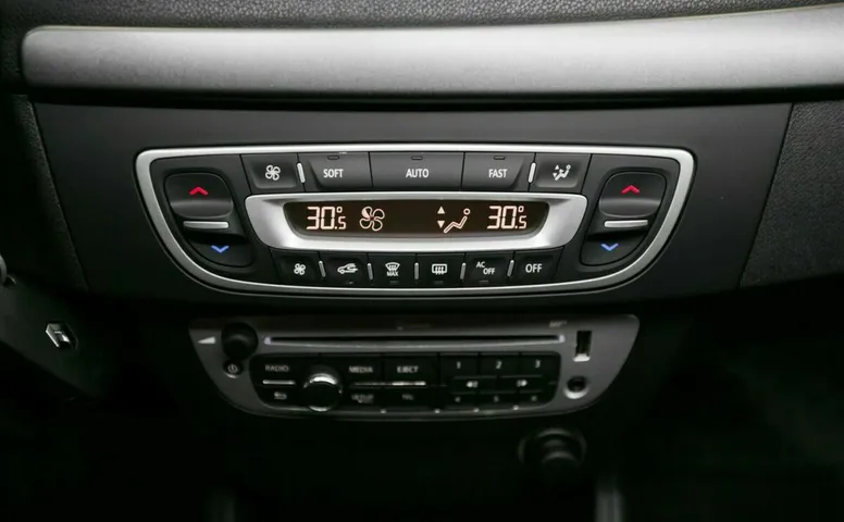 Renault fluence