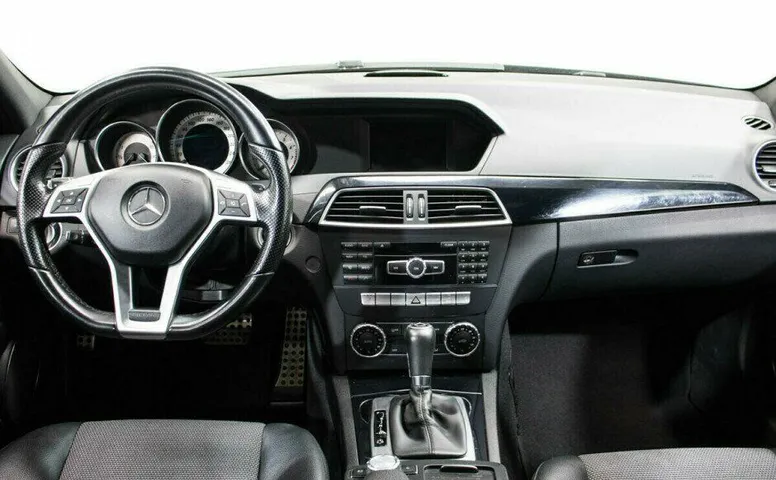Mercedes-Benz C-Класс 1.6 Автомат