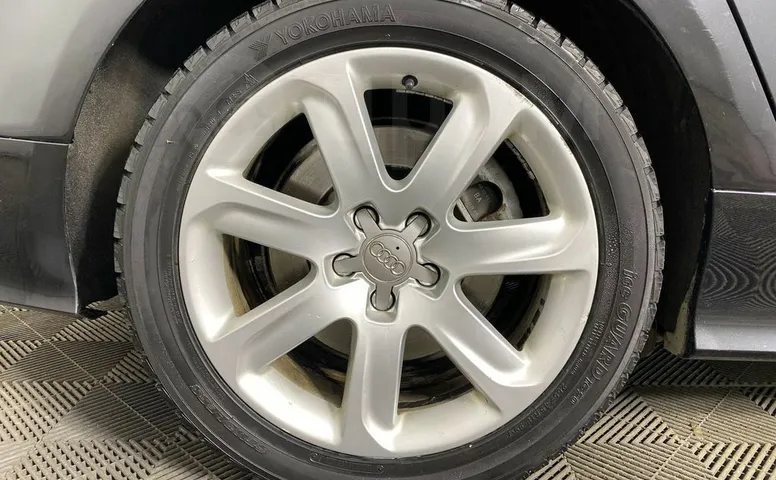 Audi A7, 1 поколение