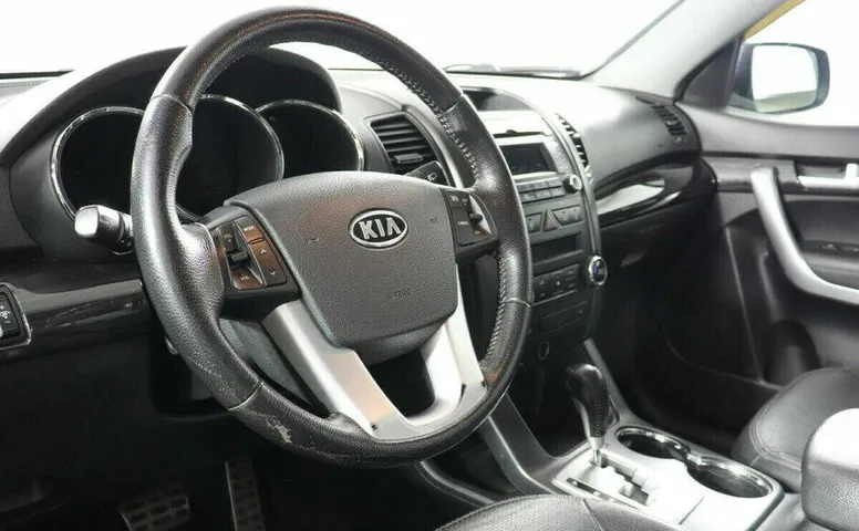 Kia Sorento 2.4 Автомат