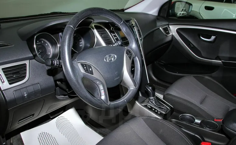 Hyundai i30, 2 поколение