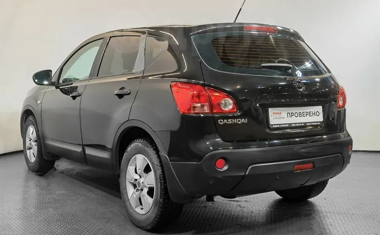 Nissan Qashqai, 1 поколение