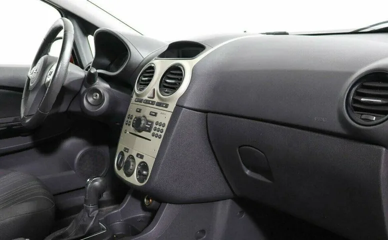 Opel Corsa 1.4 Автомат