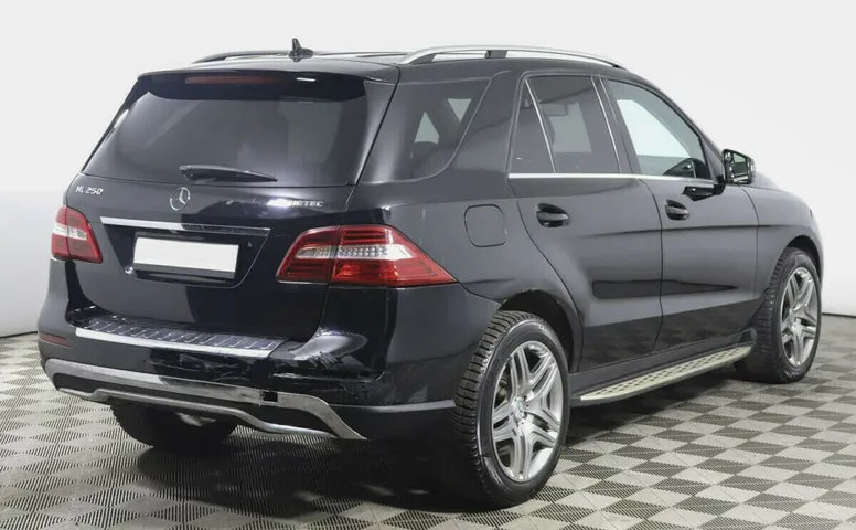 Mercedes-Benz M-Класс III (W166)