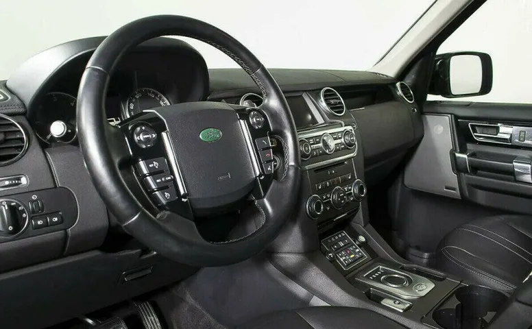 Land Rover Discovery 3.0 Автомат