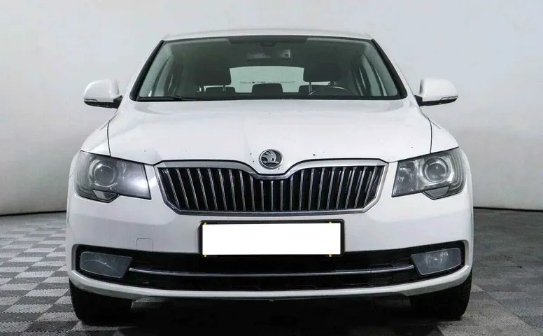 Skoda superb робот 2014 с пробегом 0 км