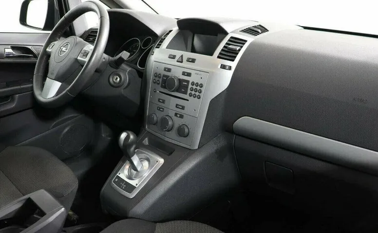 Opel Zafira 1.8 Робот