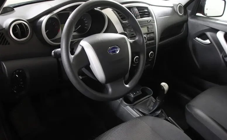 Datsun mi-DO