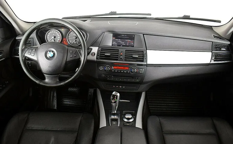 BMW X5 II (E70)
