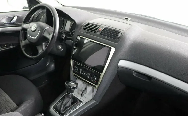 Skoda Octavia 1.8 Робот