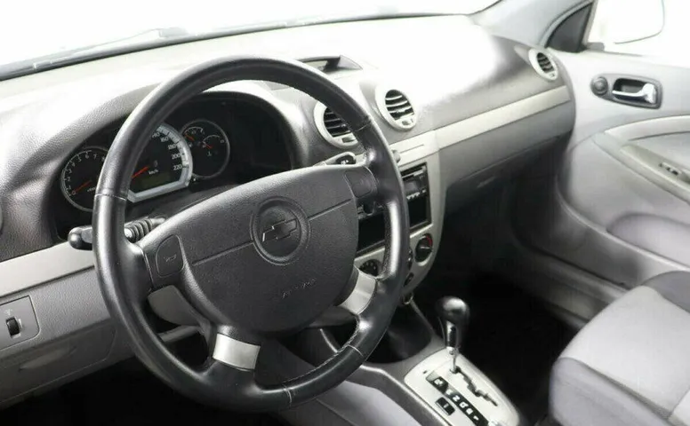 Chevrolet Lacetti 1.6 Автомат