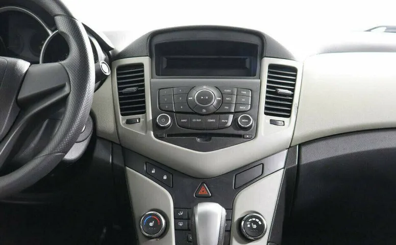 Chevrolet Cruze 1.6 Автомат