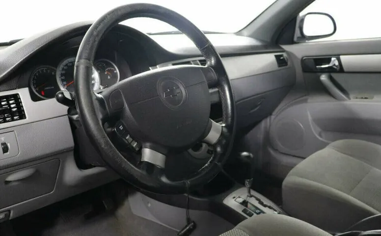 Chevrolet Lacetti 1.6 Автомат