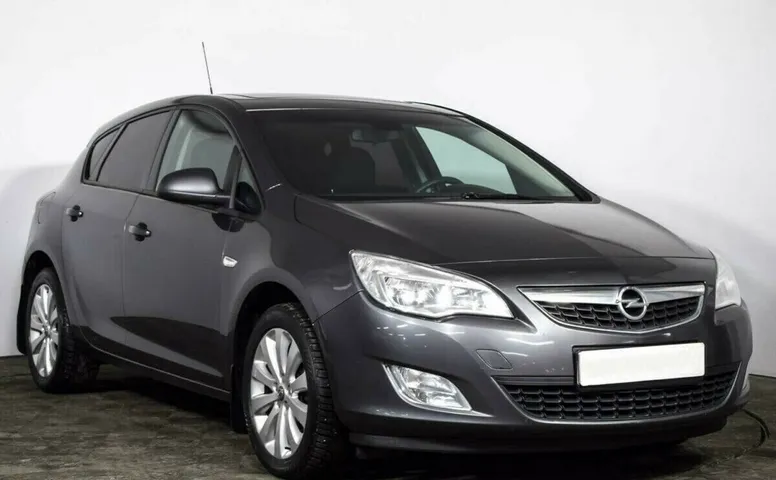 Opel Astra J