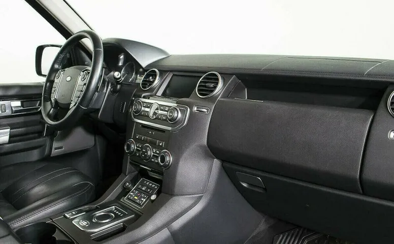 Land Rover Discovery 3.0 Автомат