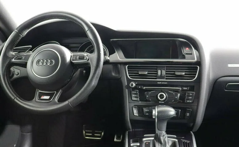 Audi A5 2.0 Робот