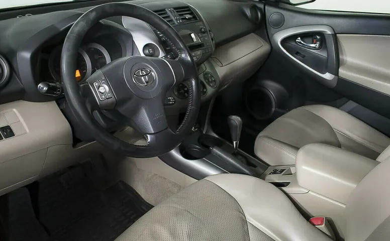 Toyota RAV4 III (XA30)