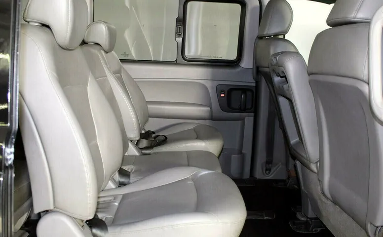 Hyundai Grand Starex I