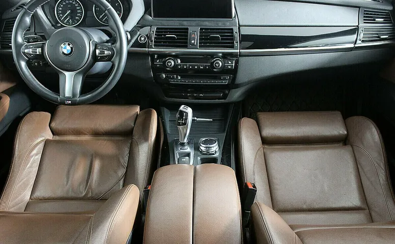 BMW X5 II (E70)
