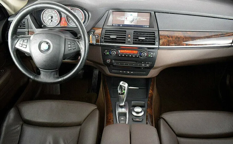 BMW X5 4.8 Автомат