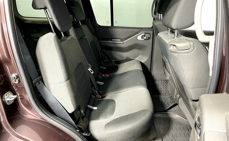 Nissan Pathfinder III Рестайлинг