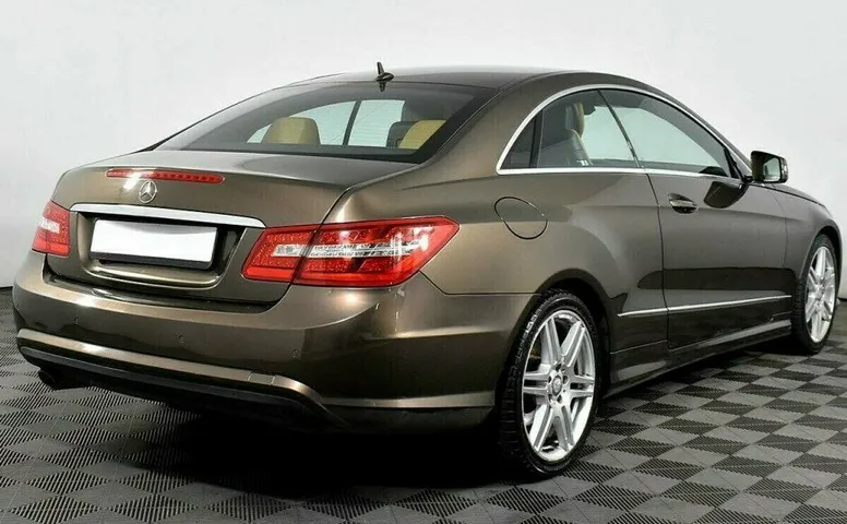 Mercedes-Benz E-Класс 1.8 Автомат