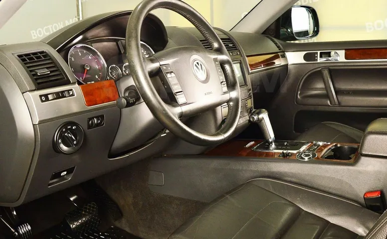 Volkswagen Touareg, 1 поколение, рестайлинг