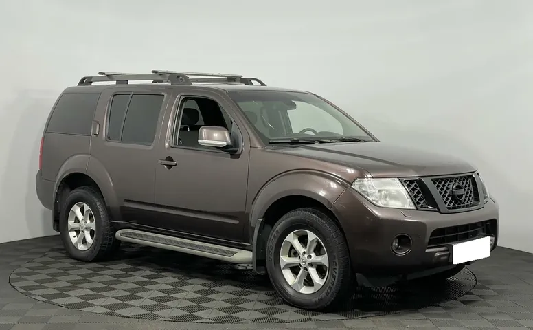 Nissan Pathfinder III Рестайлинг