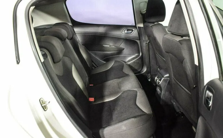 Peugeot 308 1.6 Автомат