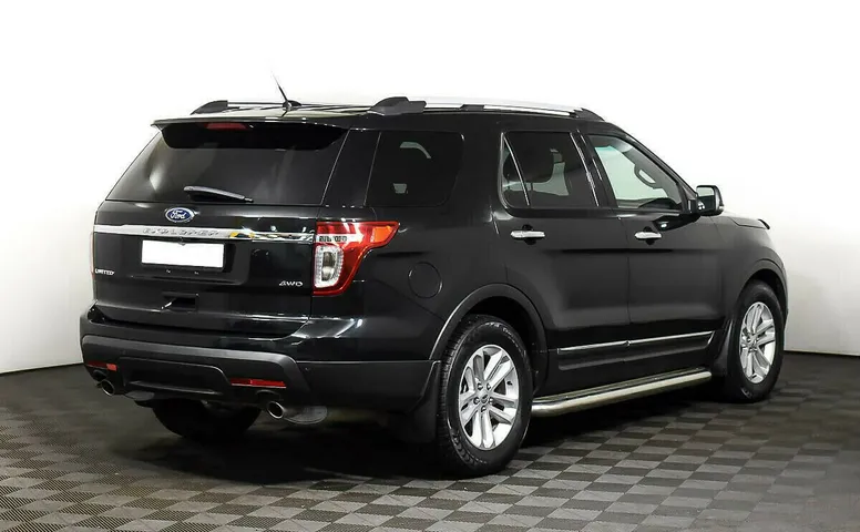 Ford Explorer V