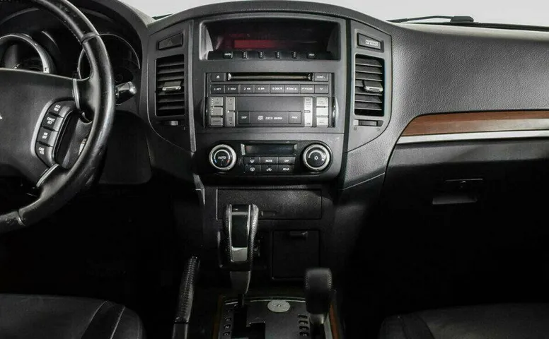 Mitsubishi Pajero 3.2 Автомат
