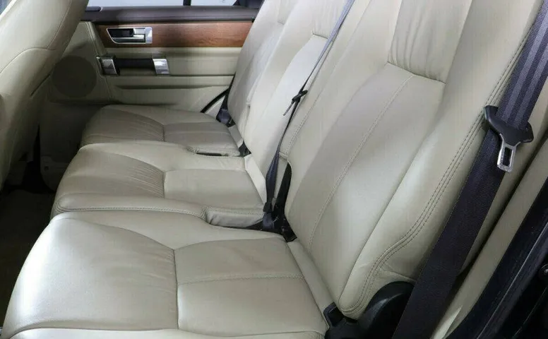 Land Rover Discovery 3.0 Автомат