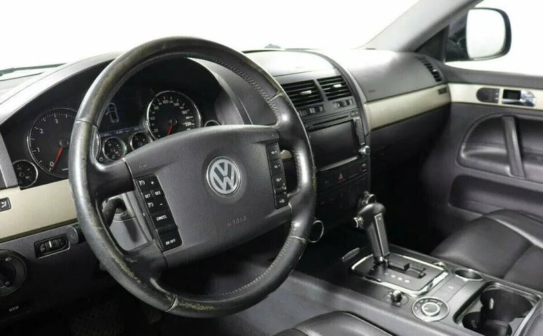 Volkswagen Touareg 3.0 Автомат