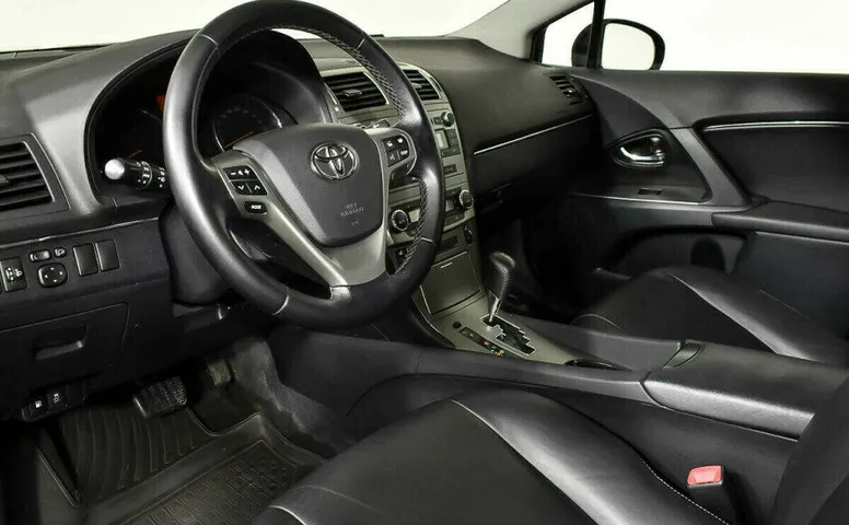 Toyota Avensis 1.8 Вариатор