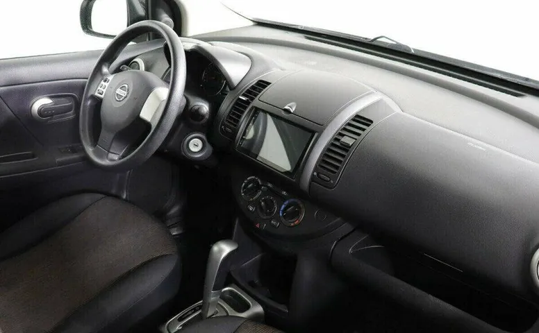 Nissan Note 1.6 Автомат