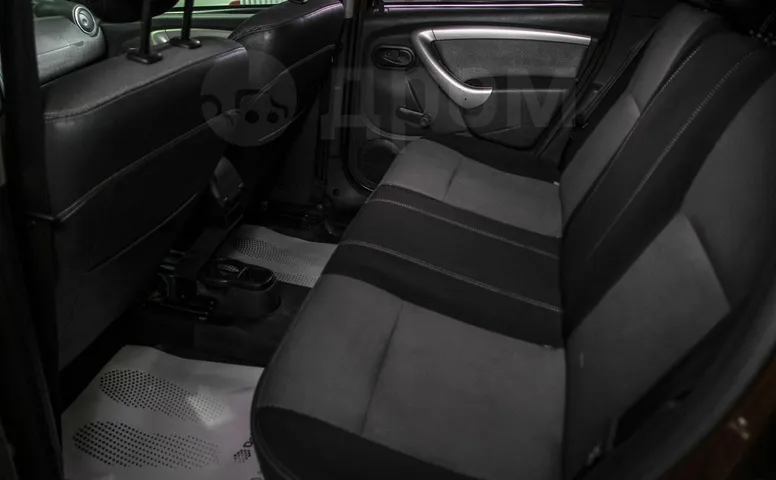 Renault Duster, 1 поколение