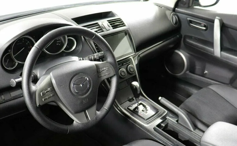 Mazda 6 2.0 Автомат